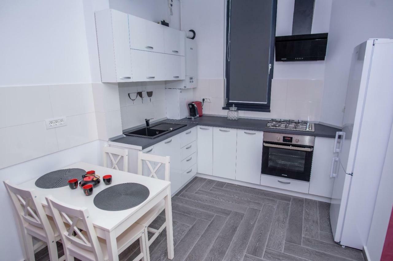 ナボダリApartament George Mamaiaアパートメント エクステリア 写真
